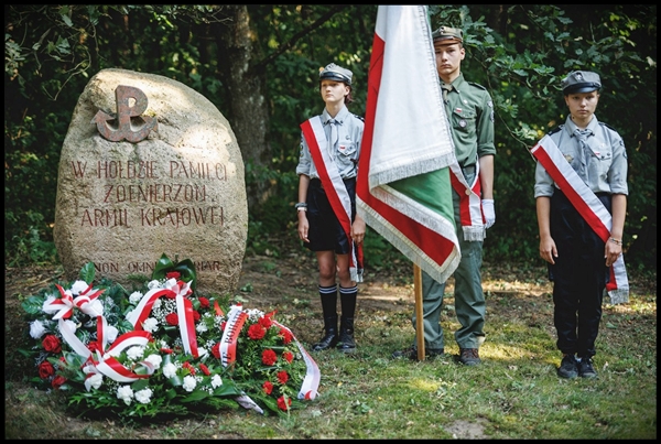 Kamień Ośrodka AK "Żaba"